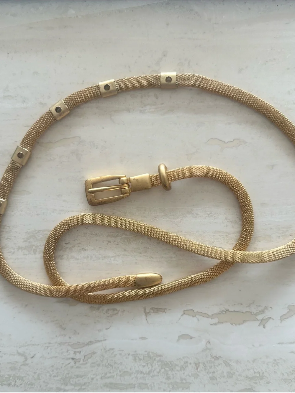 N/A elegant gold